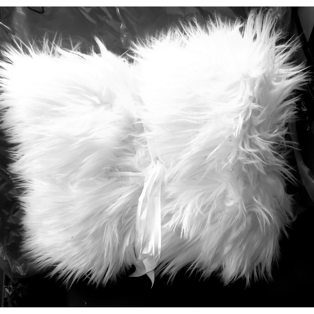White Faux Fur Square Throw Blanket Plush Textured Solid Home Décor